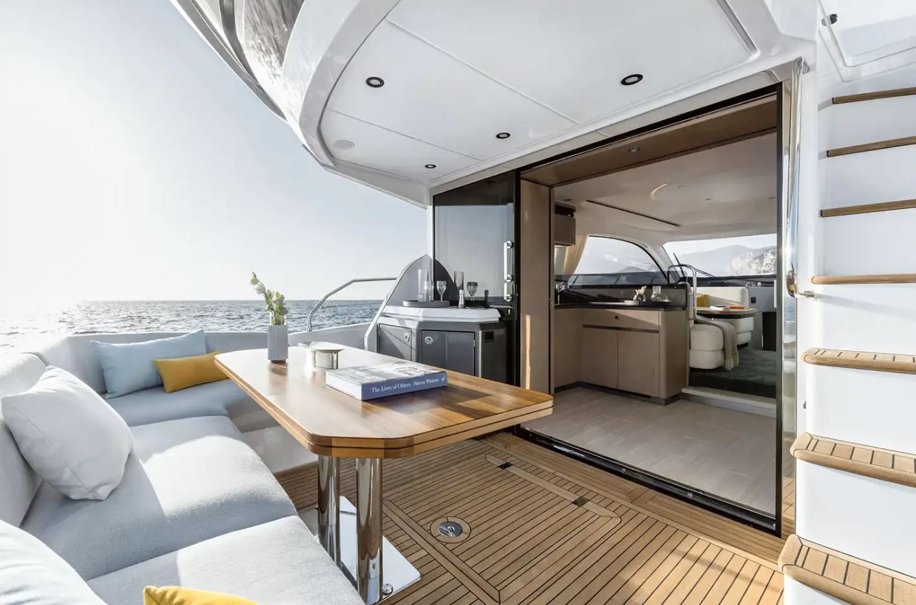 Azimut 53 Fly — photo 10