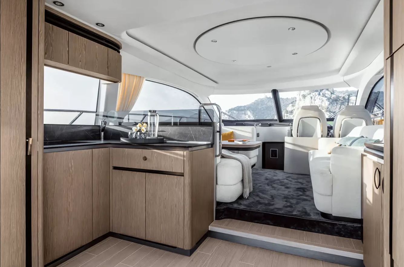 Azimut 53 Fly — photo 11