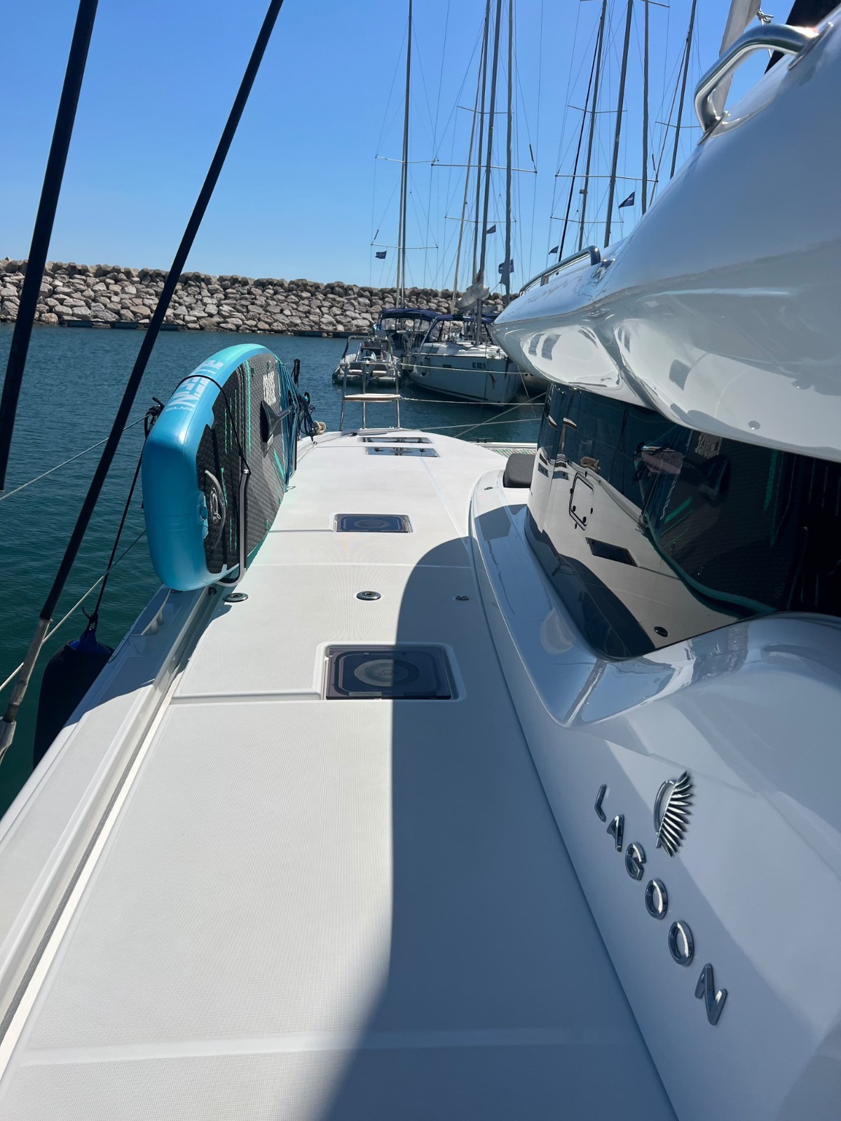 Lagoon 43 - 4 + 1 cab. — photo 6