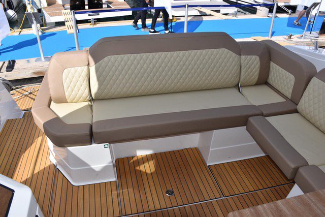 Bavaria SR38 Hard Top — photo 16