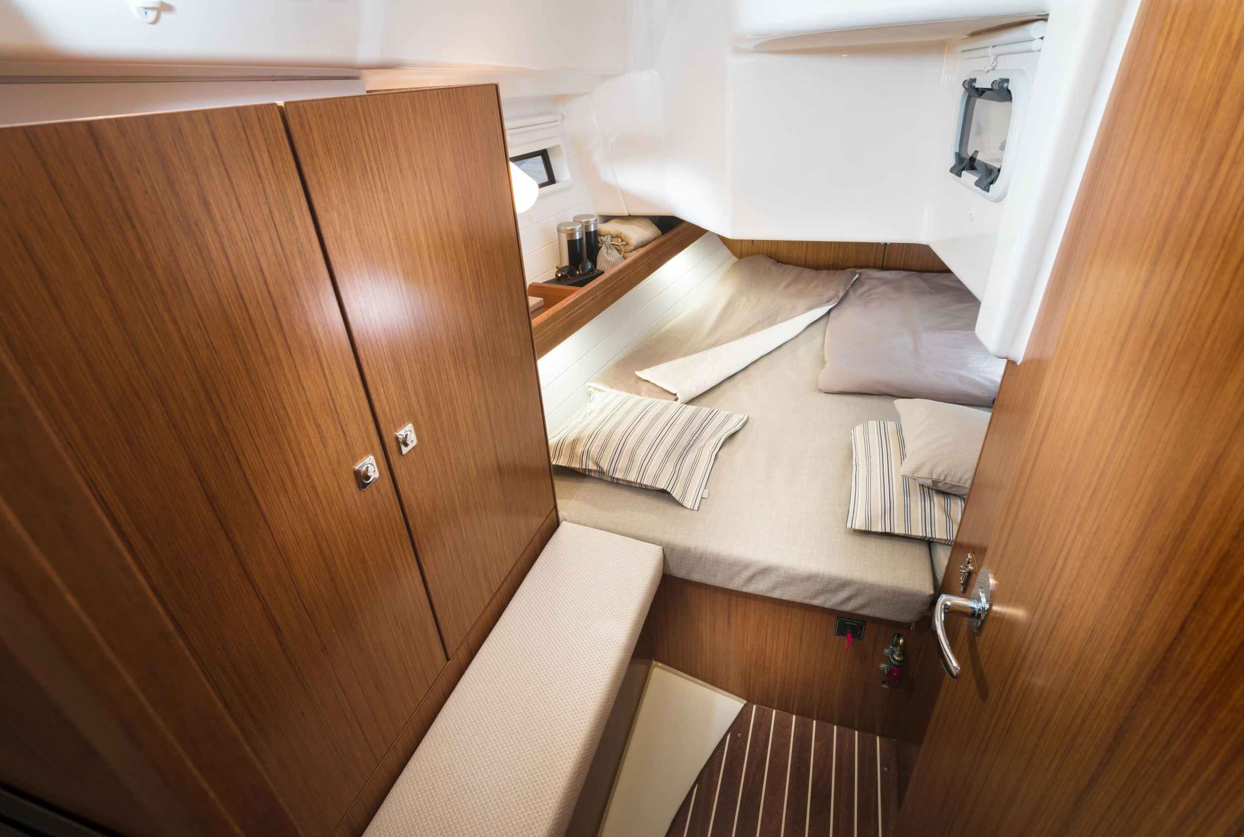 Bavaria Cruiser 34 — photo 14