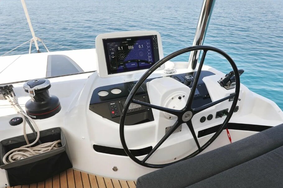 Lagoon 55 - 4 + 2 cab. — photo 7