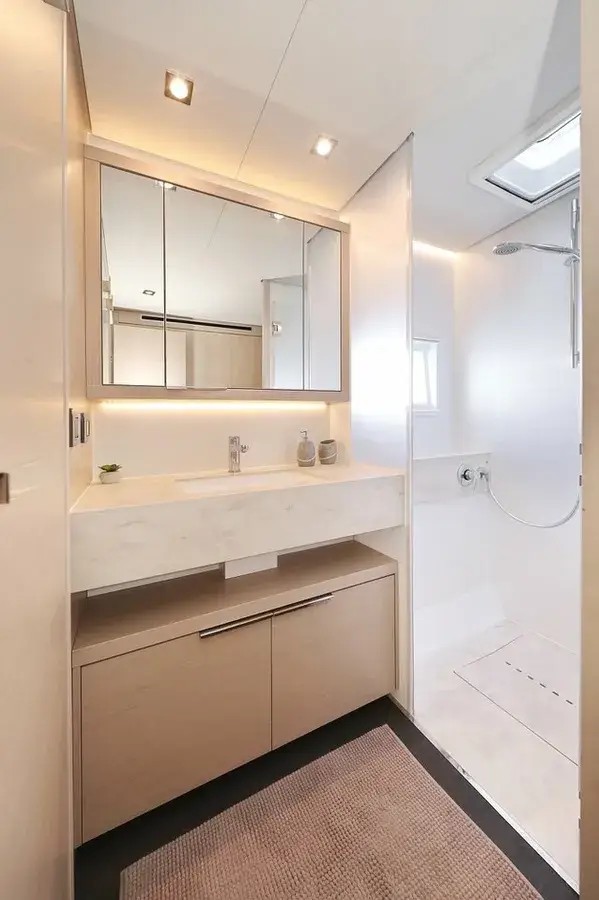 Lagoon 55 - 4 + 2 cab. — photo 22