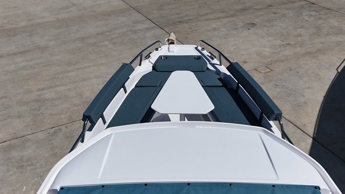 Axopar 29 XC Cross Cabin — photo 17