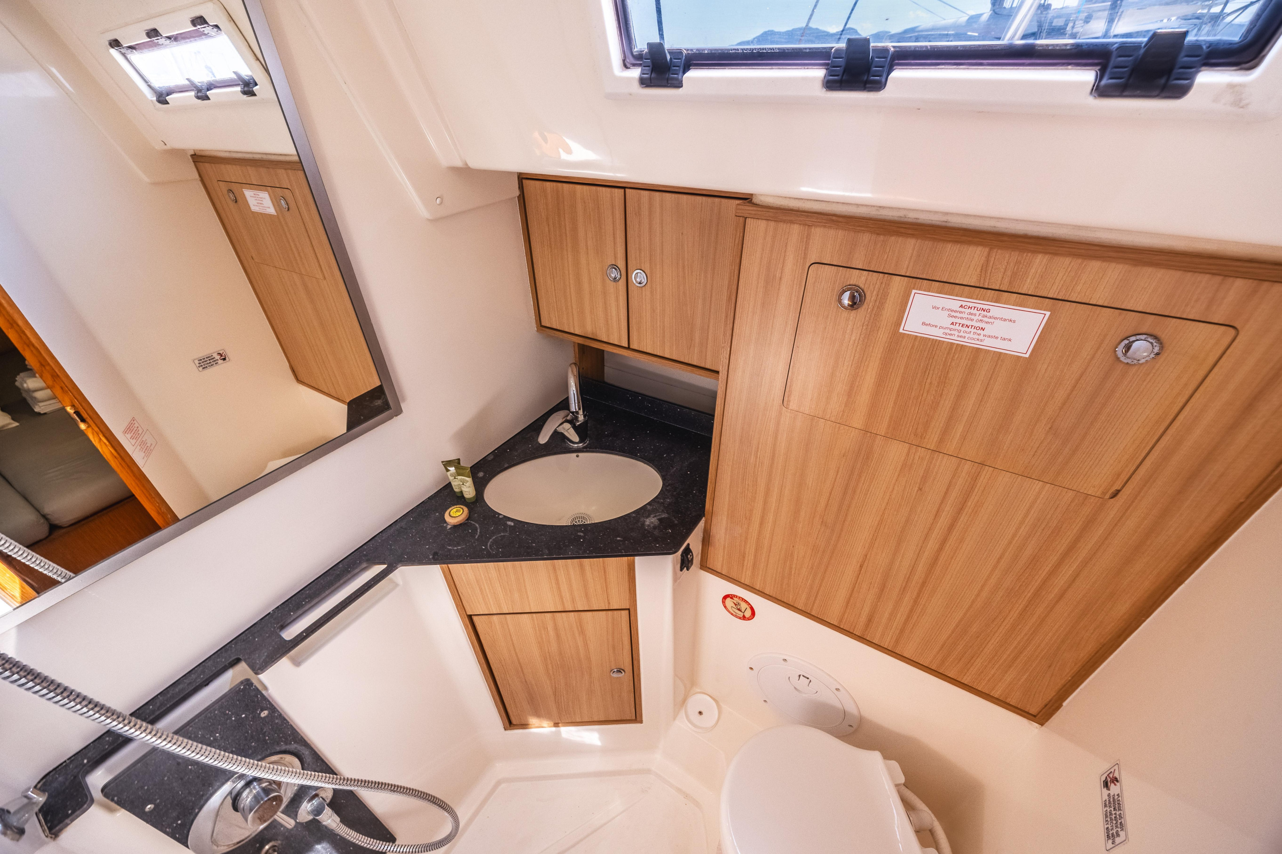 Bavaria Cruiser 45 - 4 cab. — photo 22