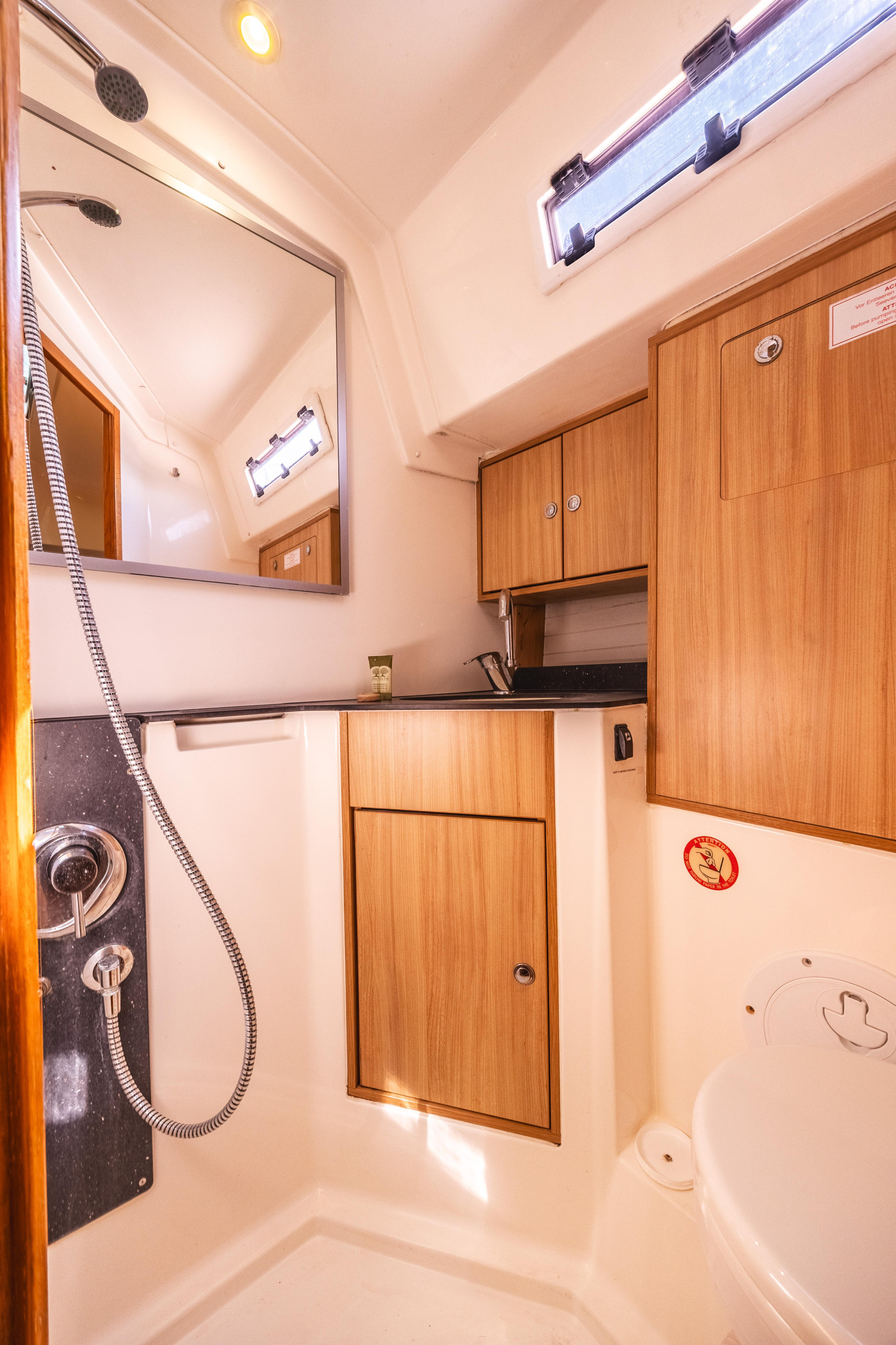 Bavaria Cruiser 45 - 4 cab. — photo 23