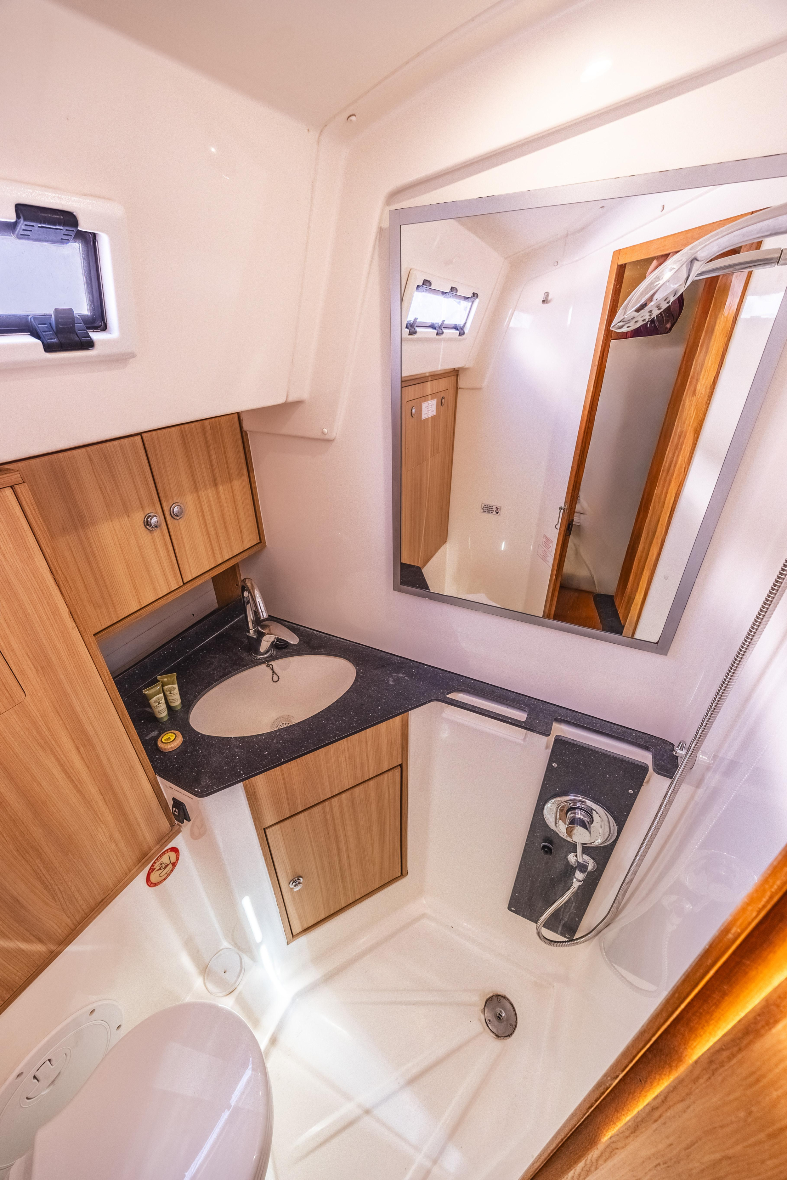 Bavaria Cruiser 45 - 4 cab. — photo 24