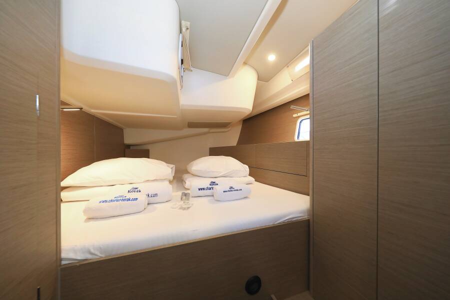 Hanse 508 - 5 + 1 cab. — photo 11
