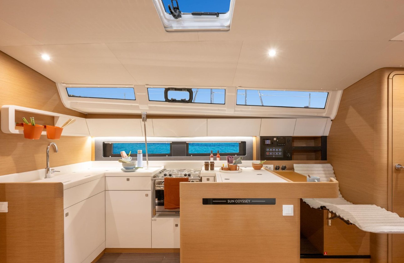 Sun Odyssey 455 — photo 5