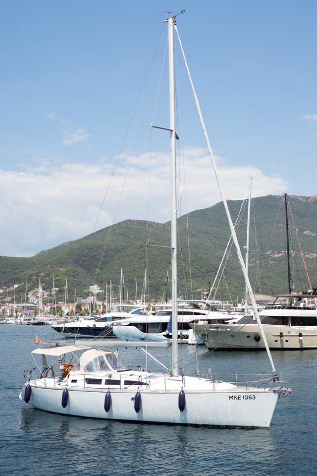 Sun Odyssey 40.3 — photo 1