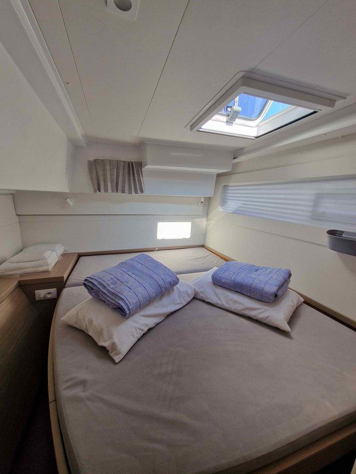 Lagoon 40 - 4 cab. — photo 17