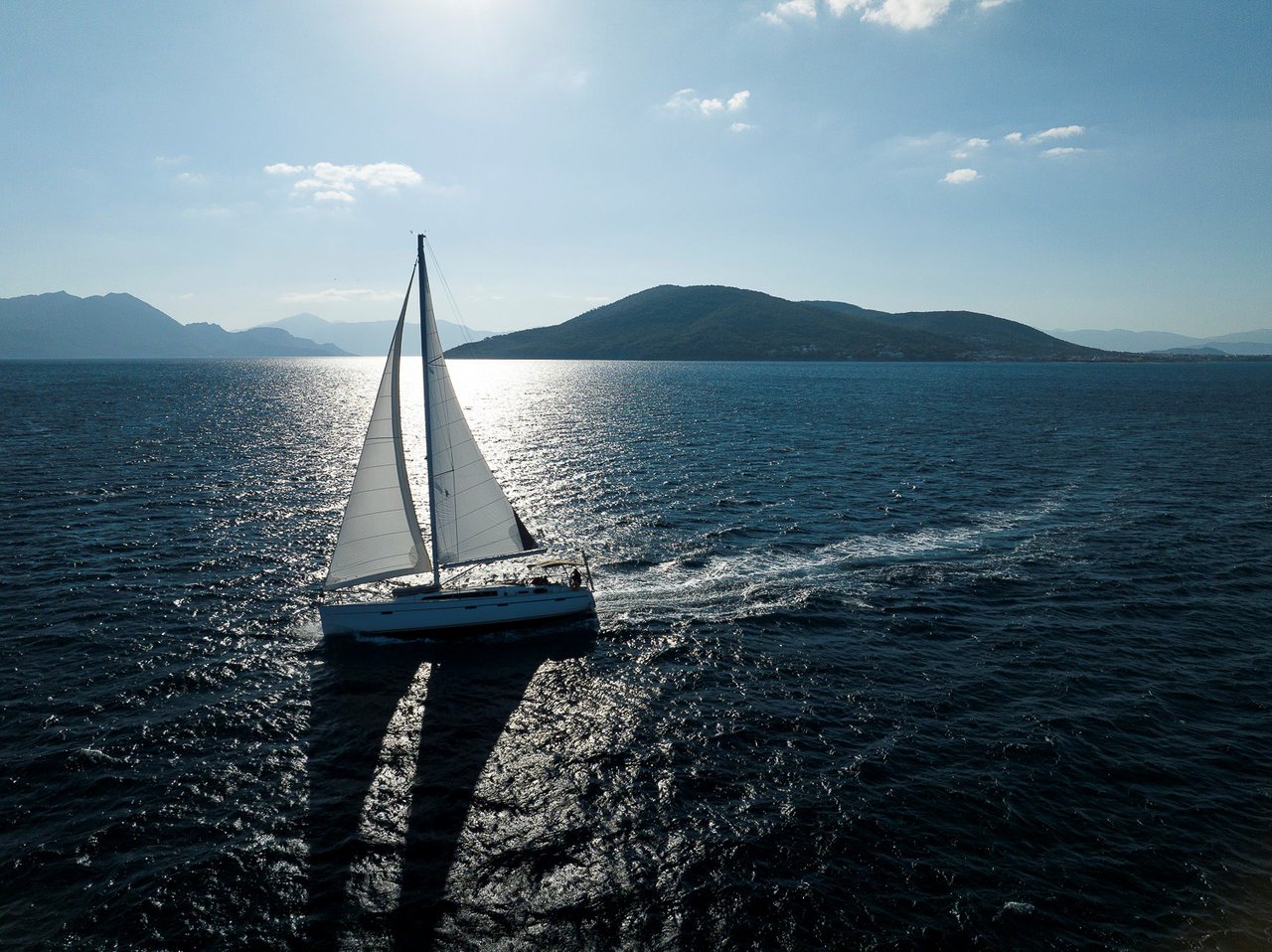 Bavaria Cruiser 51 — photo 4