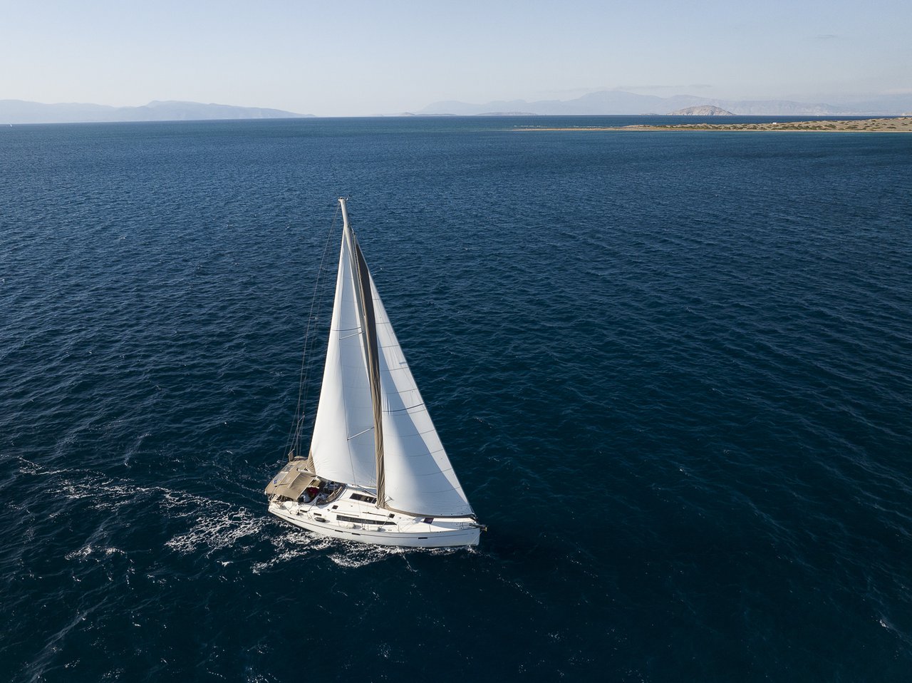 Bavaria Cruiser 51 — photo 9