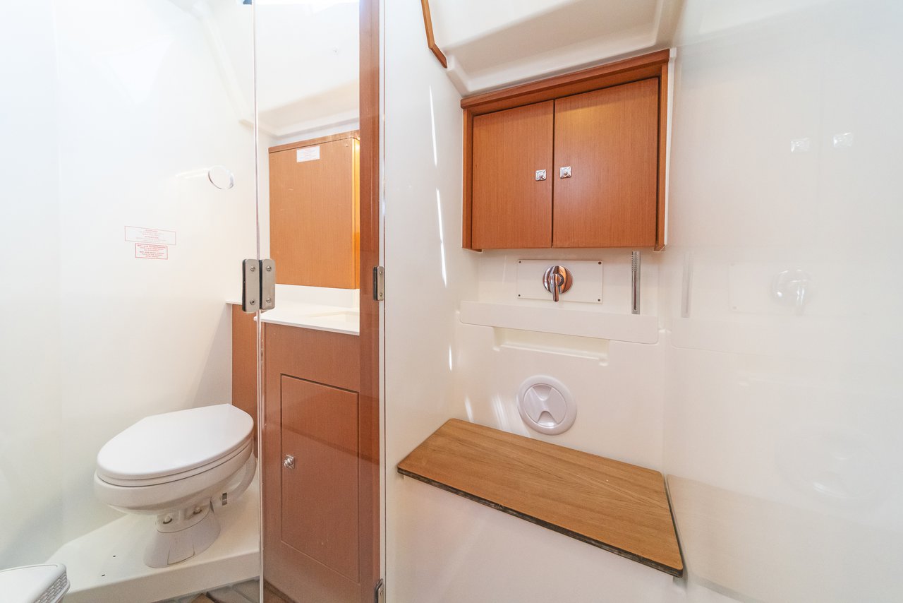 Bavaria C57 - 5 + 1 cab. — photo 7