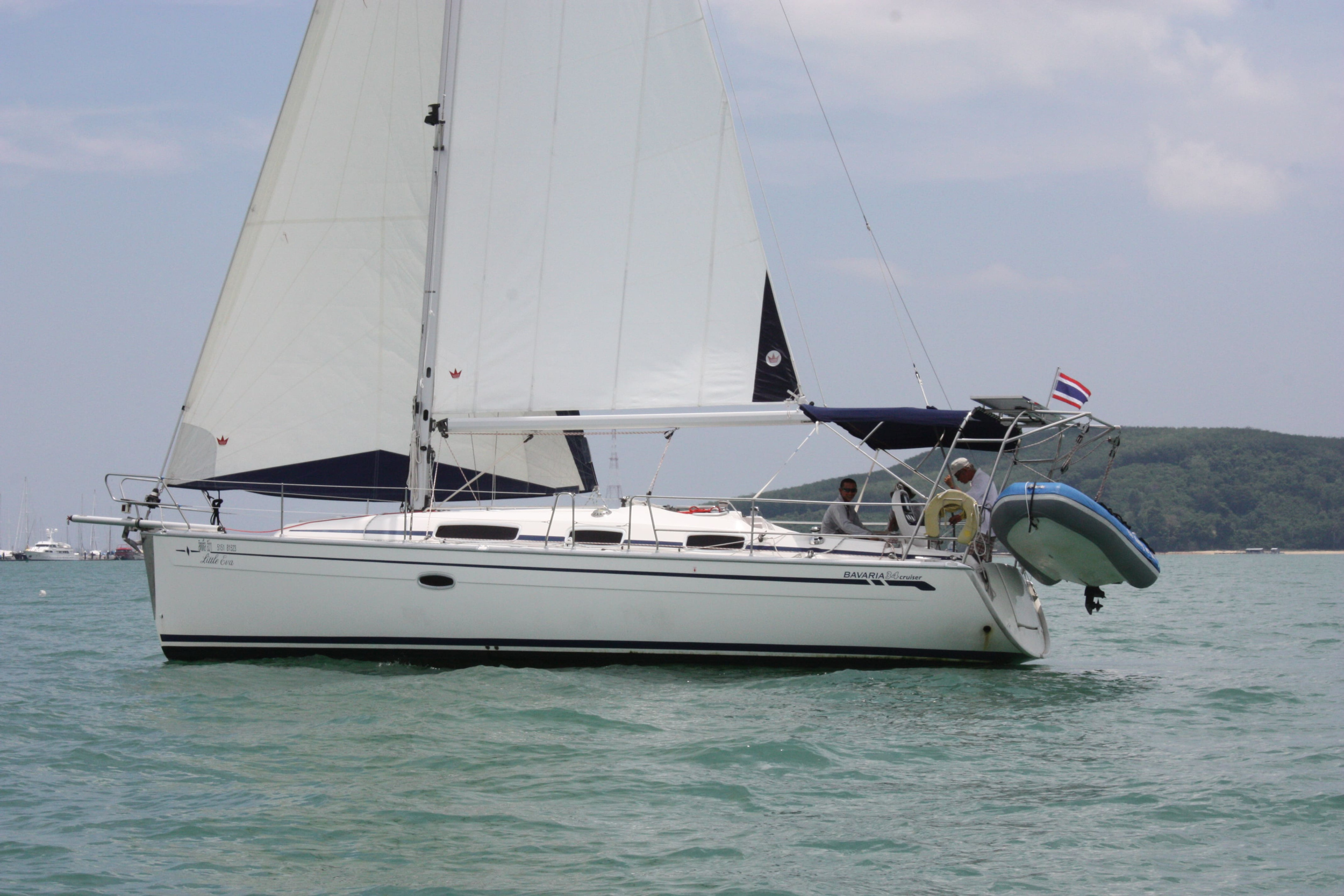 Bavaria Cruiser 34 — photo 11