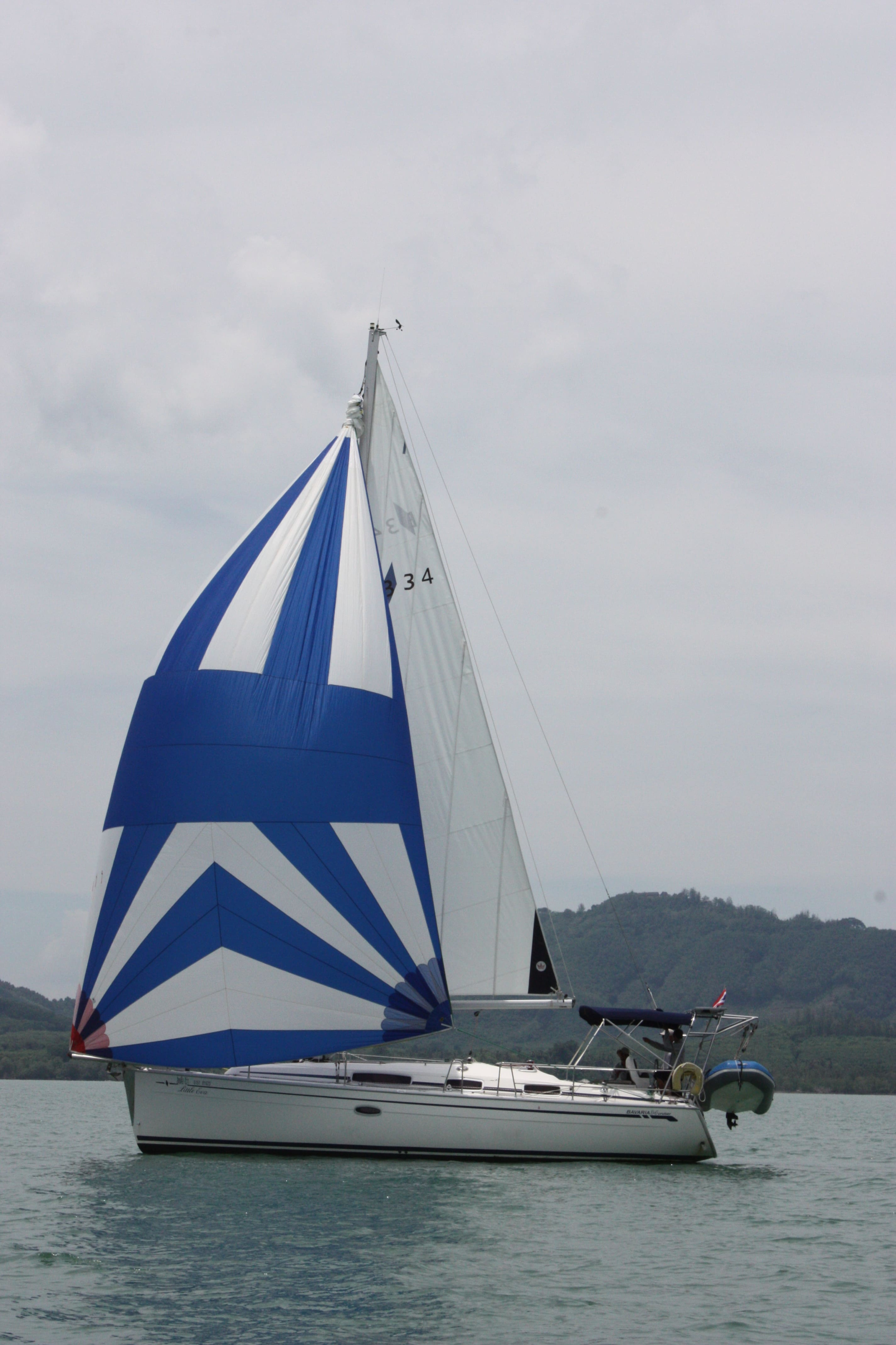 Bavaria Cruiser 34 — photo 17