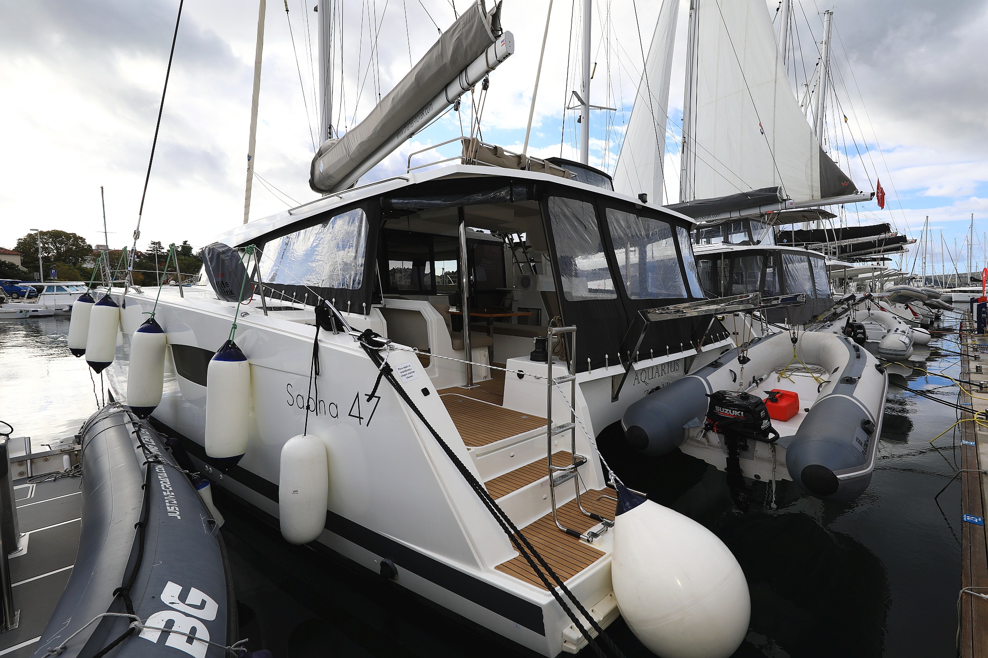 Photo #1 - Fountaine Pajot Saona 47 Quintet - 5 + 1 cab. (Aquarius) en Biograd - 44358
