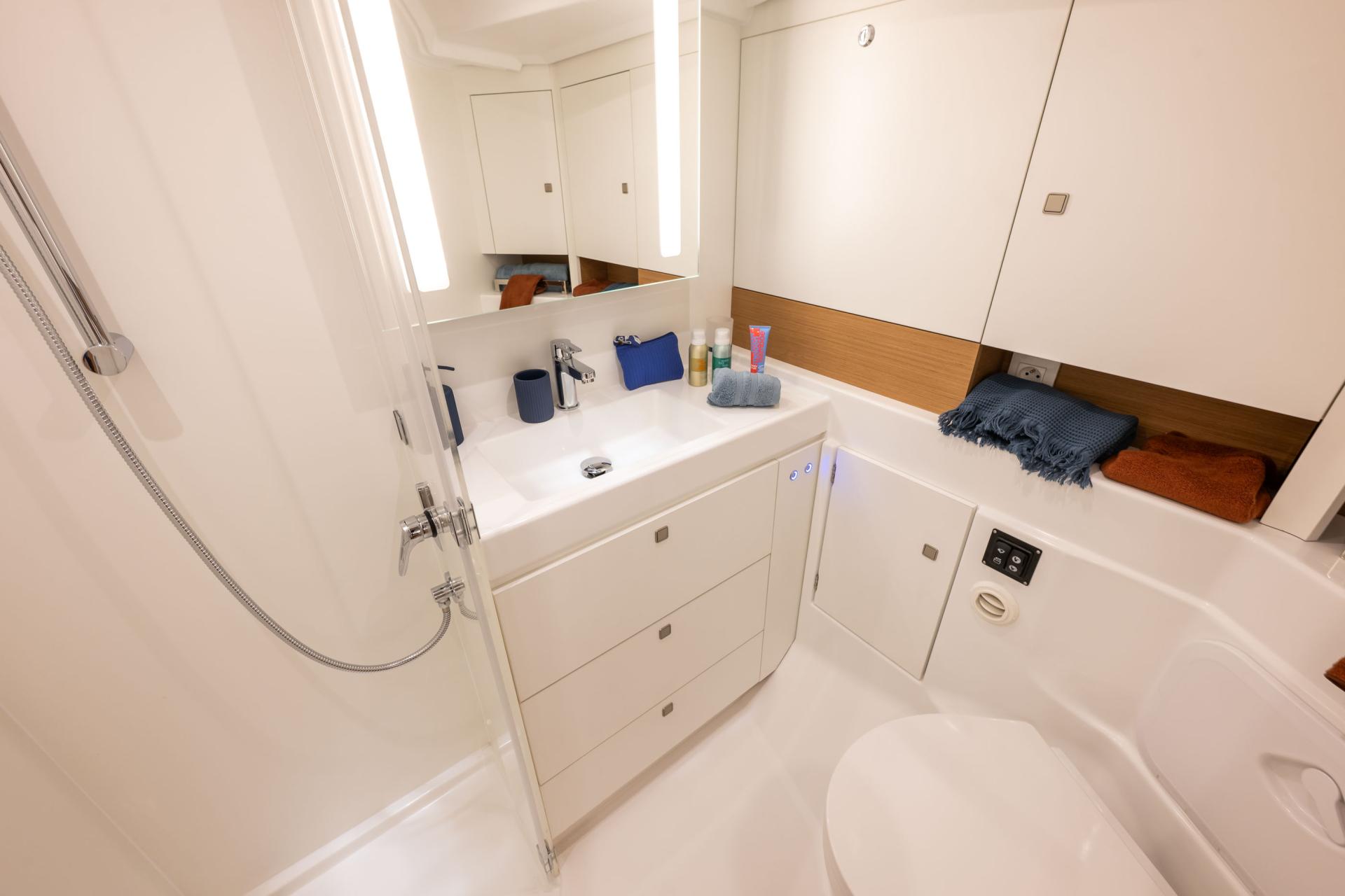 Sun Odyssey 455 — photo 16