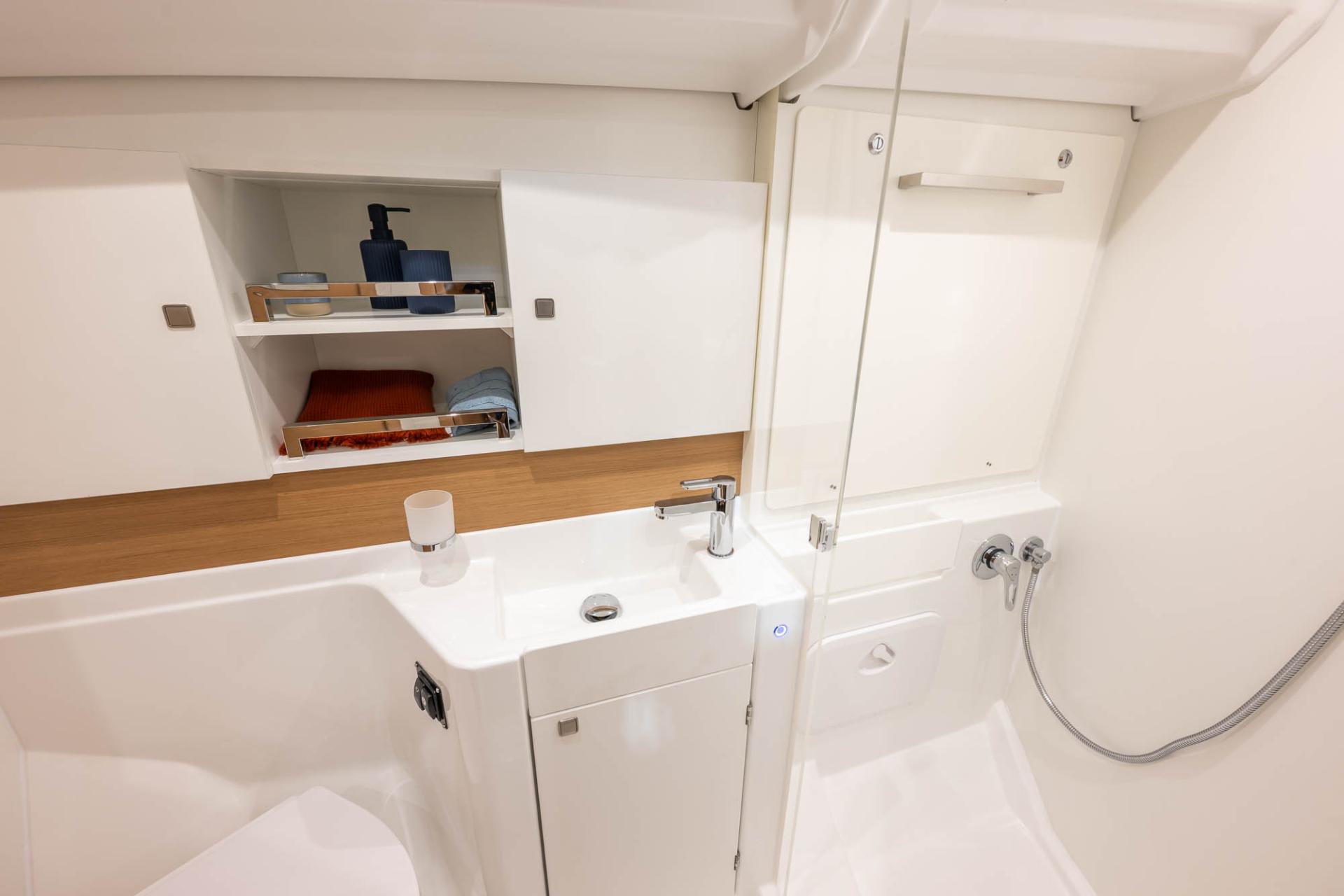 Sun Odyssey 455 — photo 17