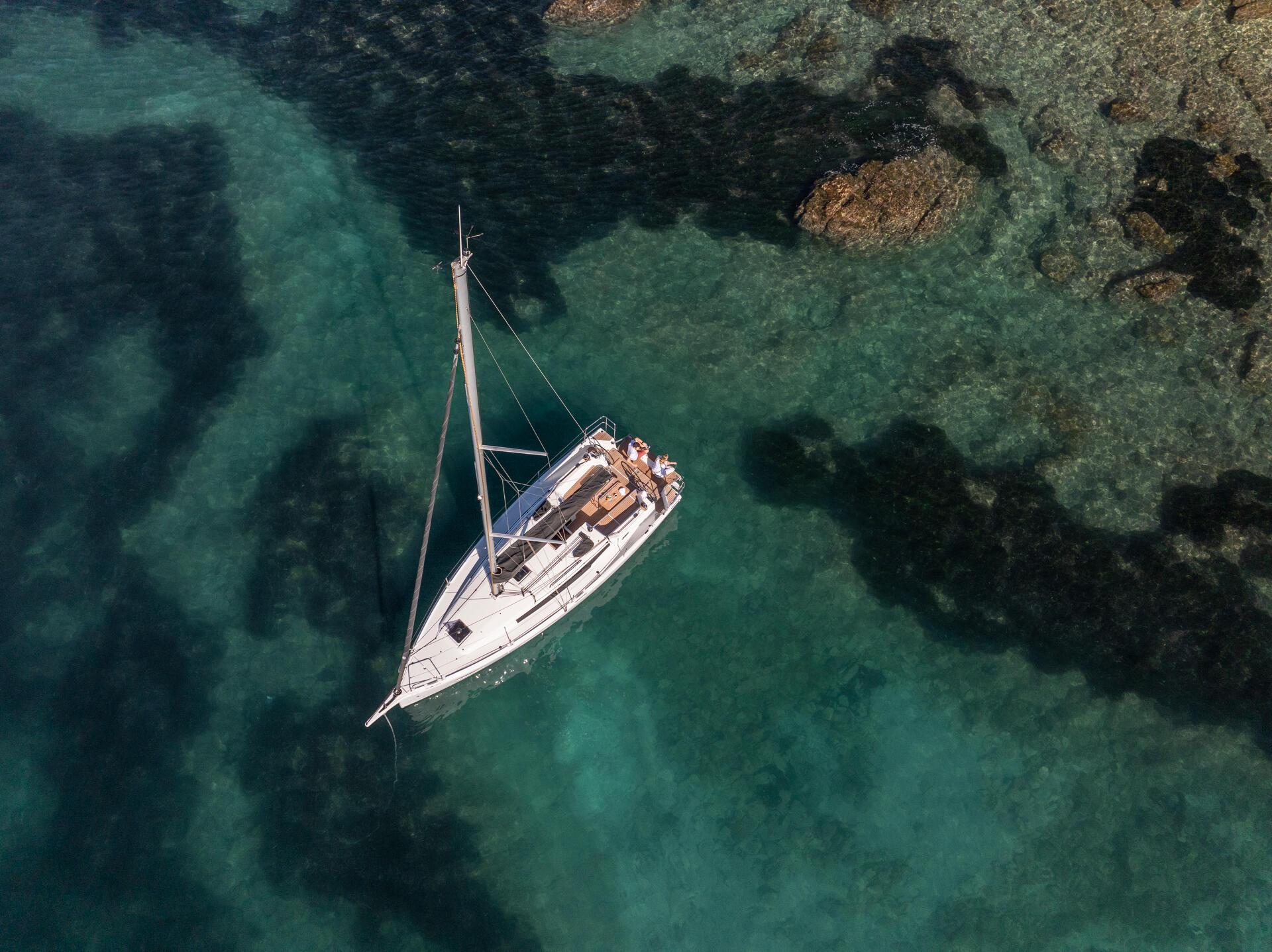 Sun Odyssey 350 - 3 cab. — photo 4