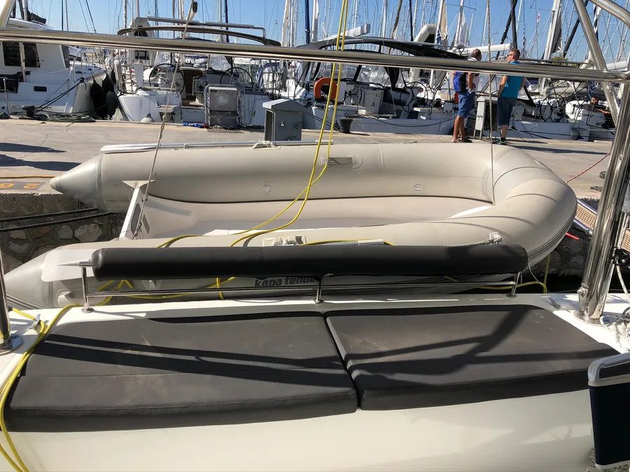 Lagoon 50 — photo 8