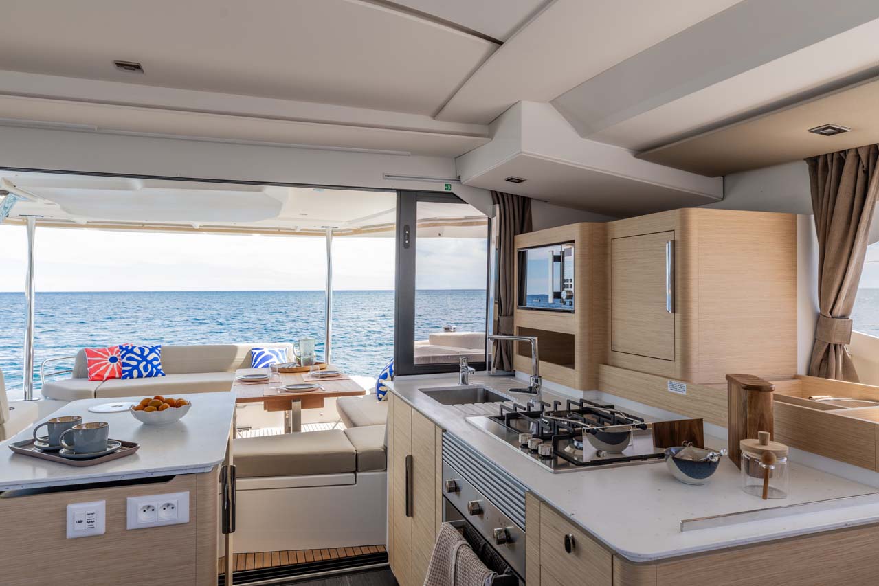 Fountaine Pajot FP 44 Quatuor - 4 + 2 cab. — photo 17