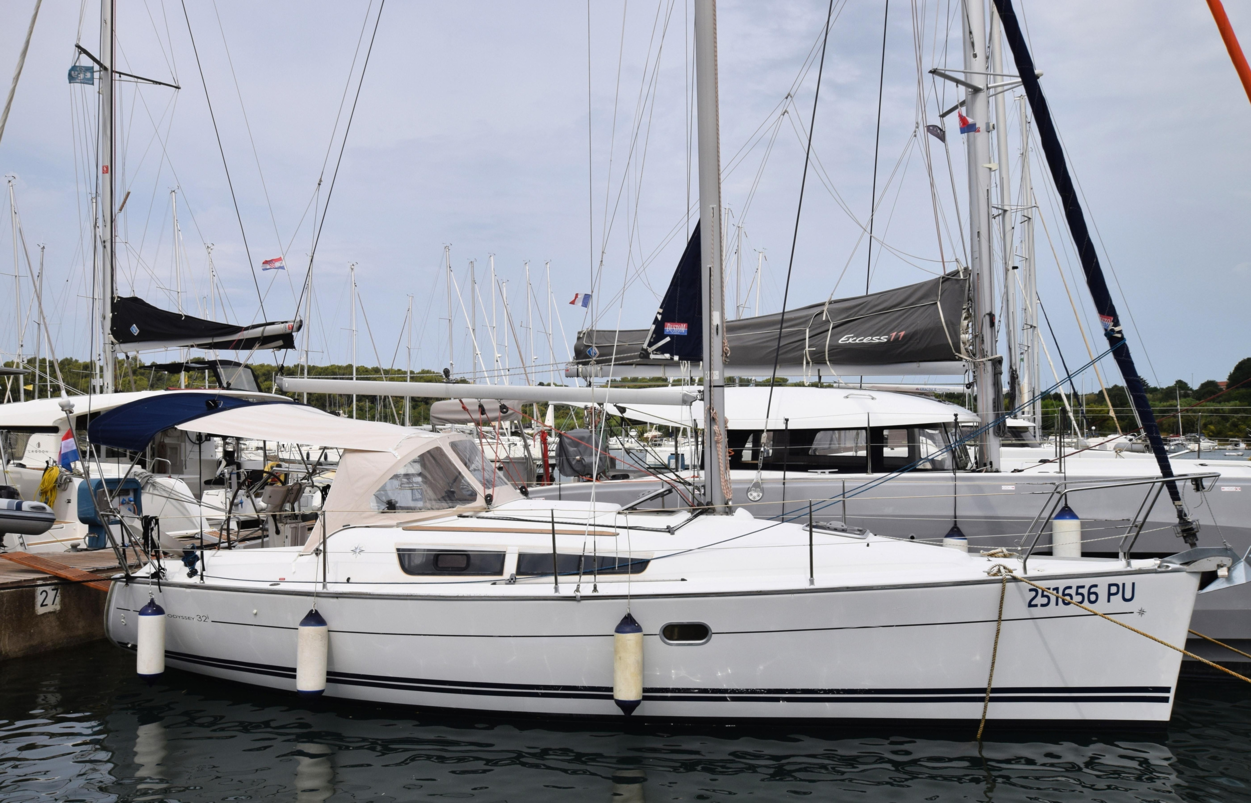 Sun Odyssey 32i — photo 4