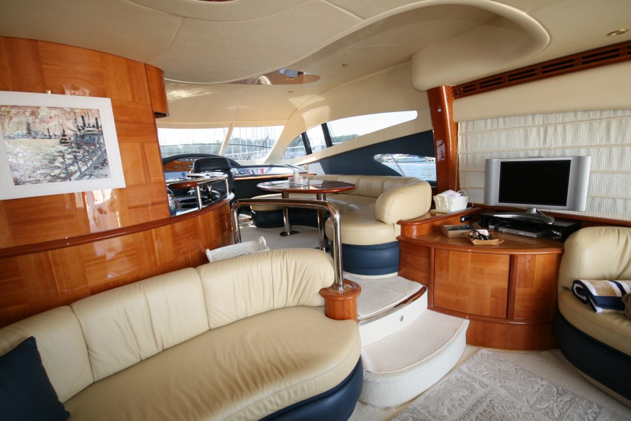 Princess 62 Fly — photo 4