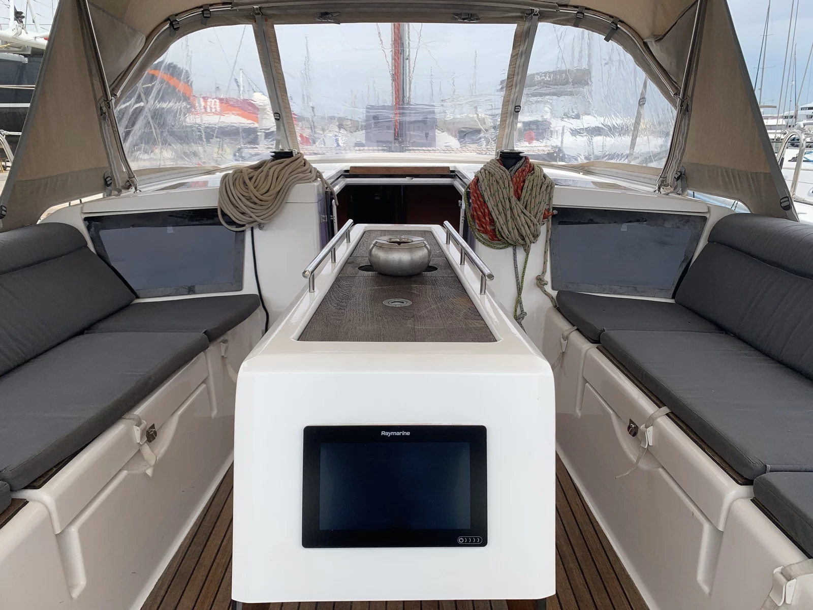 Dufour 390 GL (Barracuda)  - 3