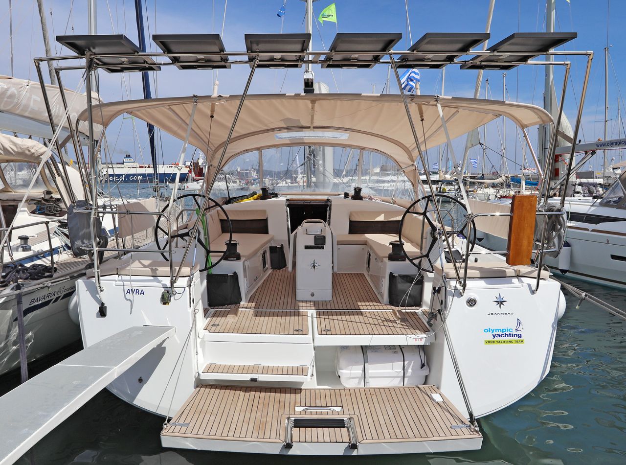 Photo #1 - Sun Odyssey 490 - 5 cab. (Avra) in Lavrion - 44419