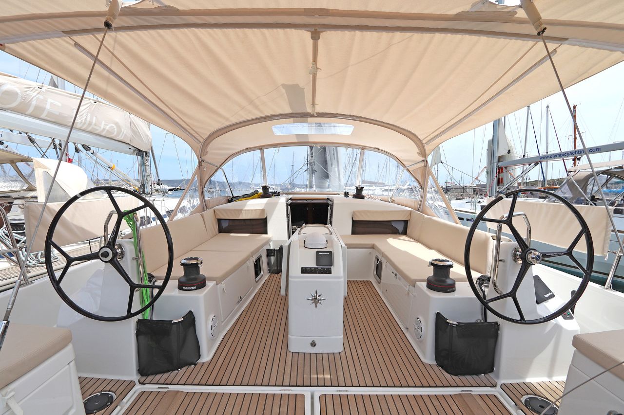 Photo #3 - Sun Odyssey 490 - 5 cab. (Avra) in Lavrion - 44419