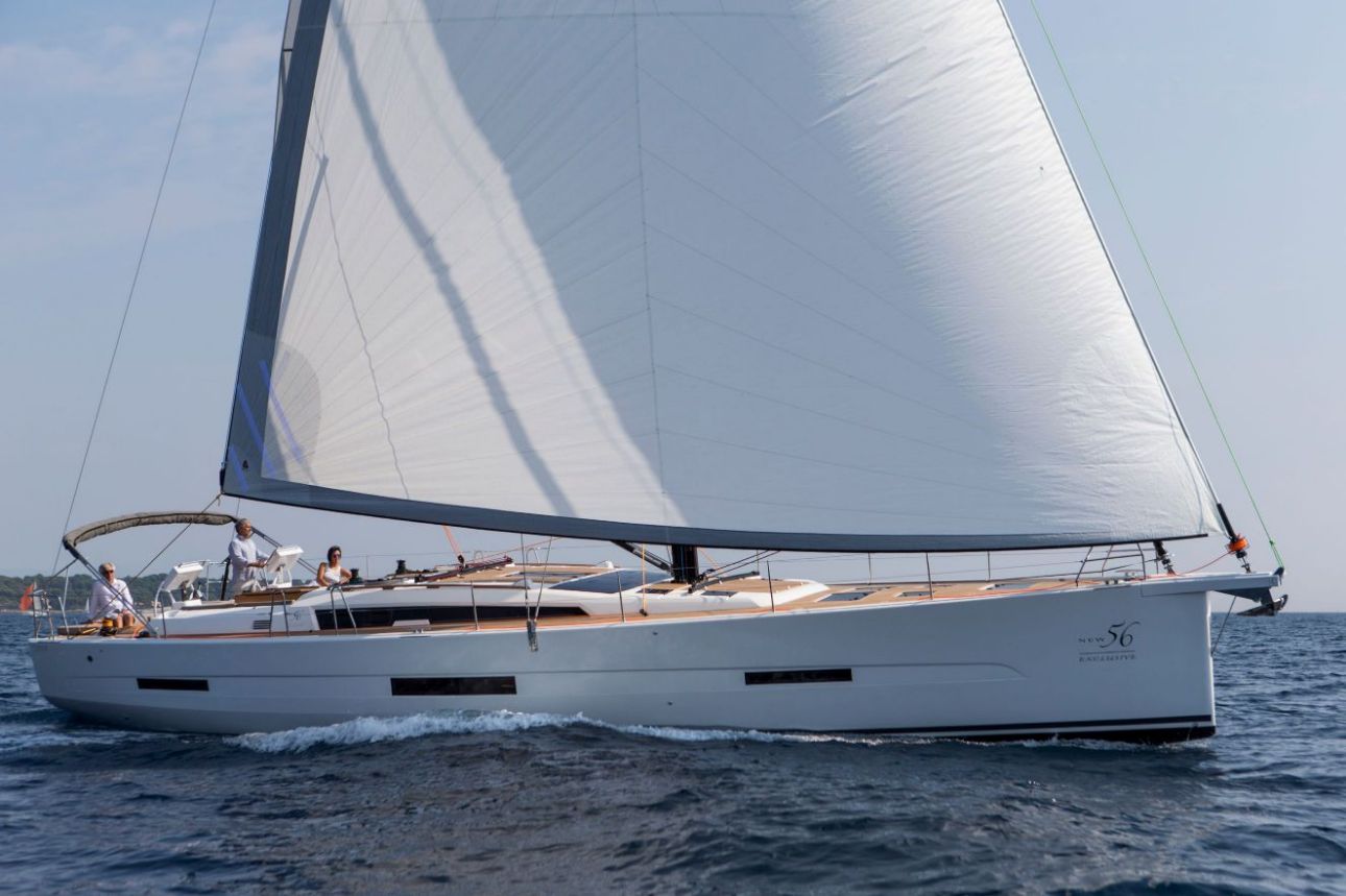 Photo #1 - Dufour Exclusive 56 - 4 + 1 cab. (Magic Planet) en Marsala - 44432
