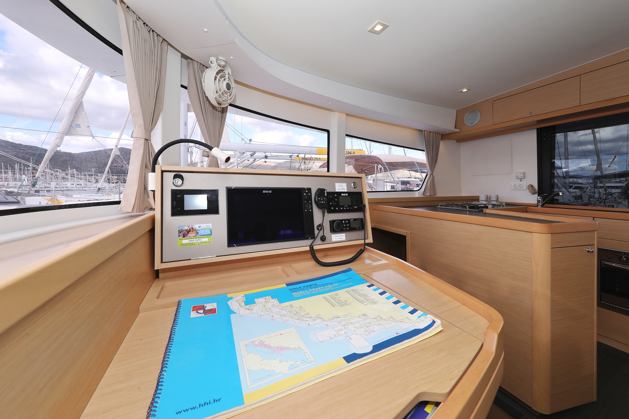 Photo #17 - Lagoon 42 - 4 + 2 cab. (Demi Doux) en Trogir - 44442