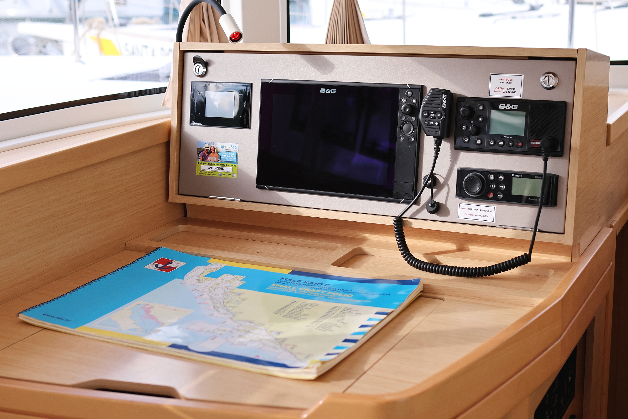 Photo #46 - Lagoon 42 - 4 + 2 cab. (Demi Doux) en Trogir - 44442