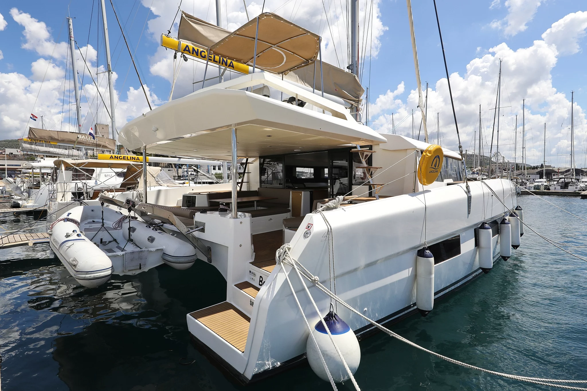 Dufour 48 Catamaran - 5 + 1 cab. (Be Mine)  - 2