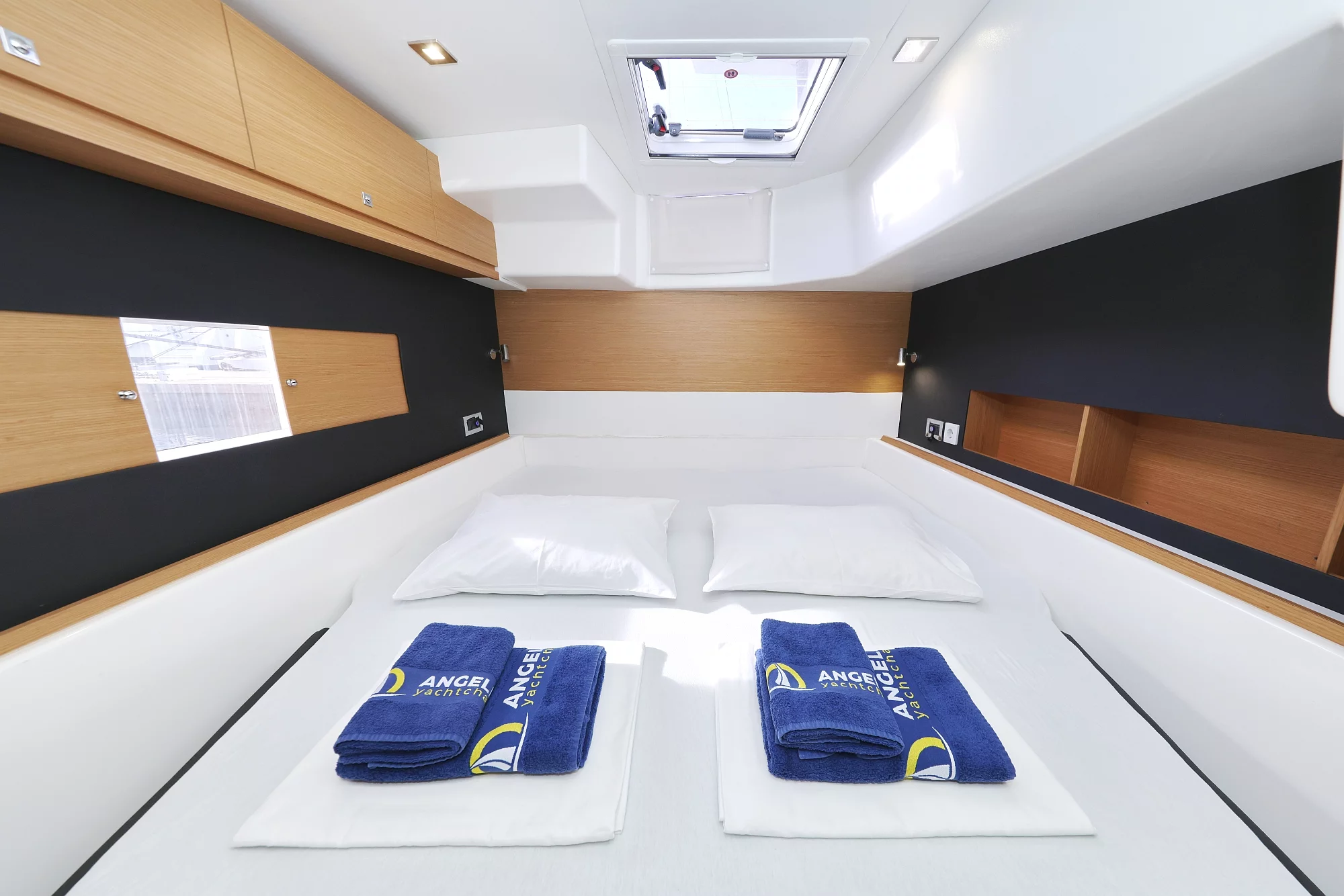 Dufour 48 Catamaran - 5 + 1 cab. (Make Me Yours)  - 22