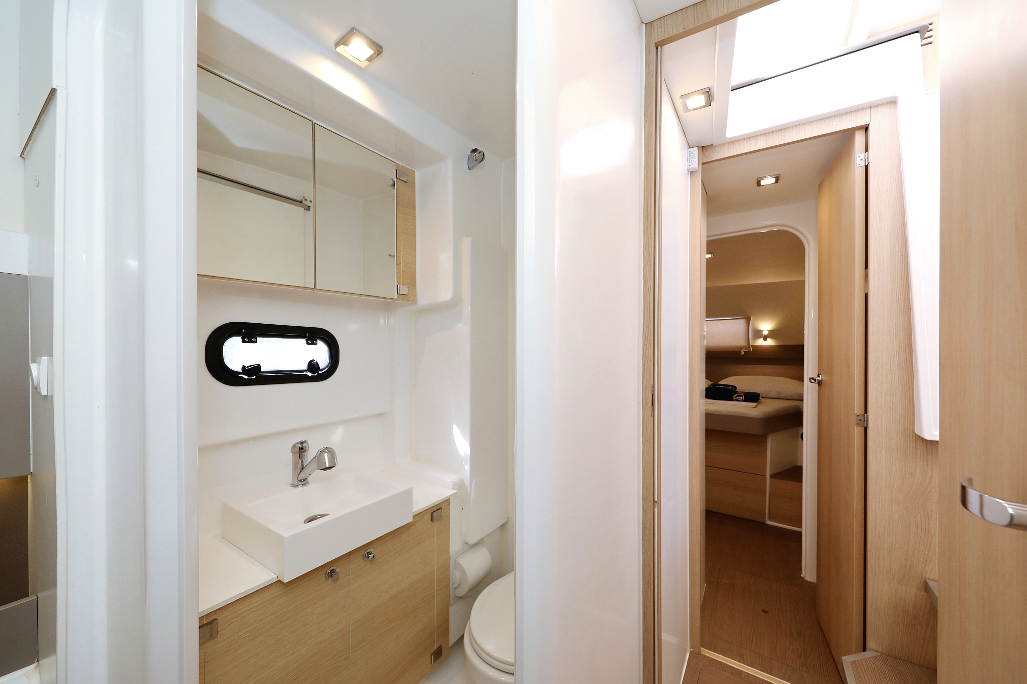 Photo #42 - Bali 4.1 - 4 cab. (Escape I) en Trogir - 44448