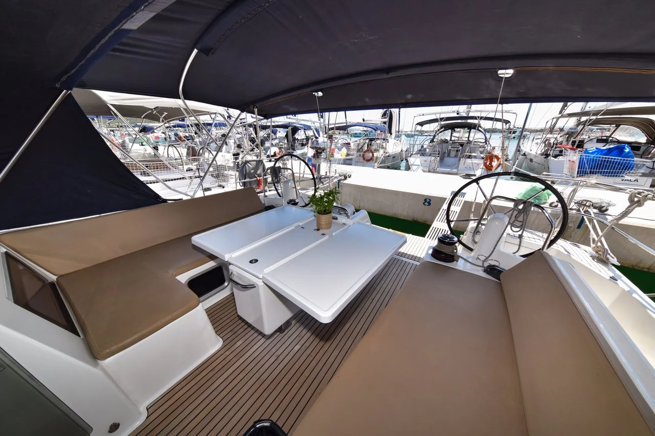 Sun Odyssey 490 - 5 + 1 cab. (Swannabe)  - 24