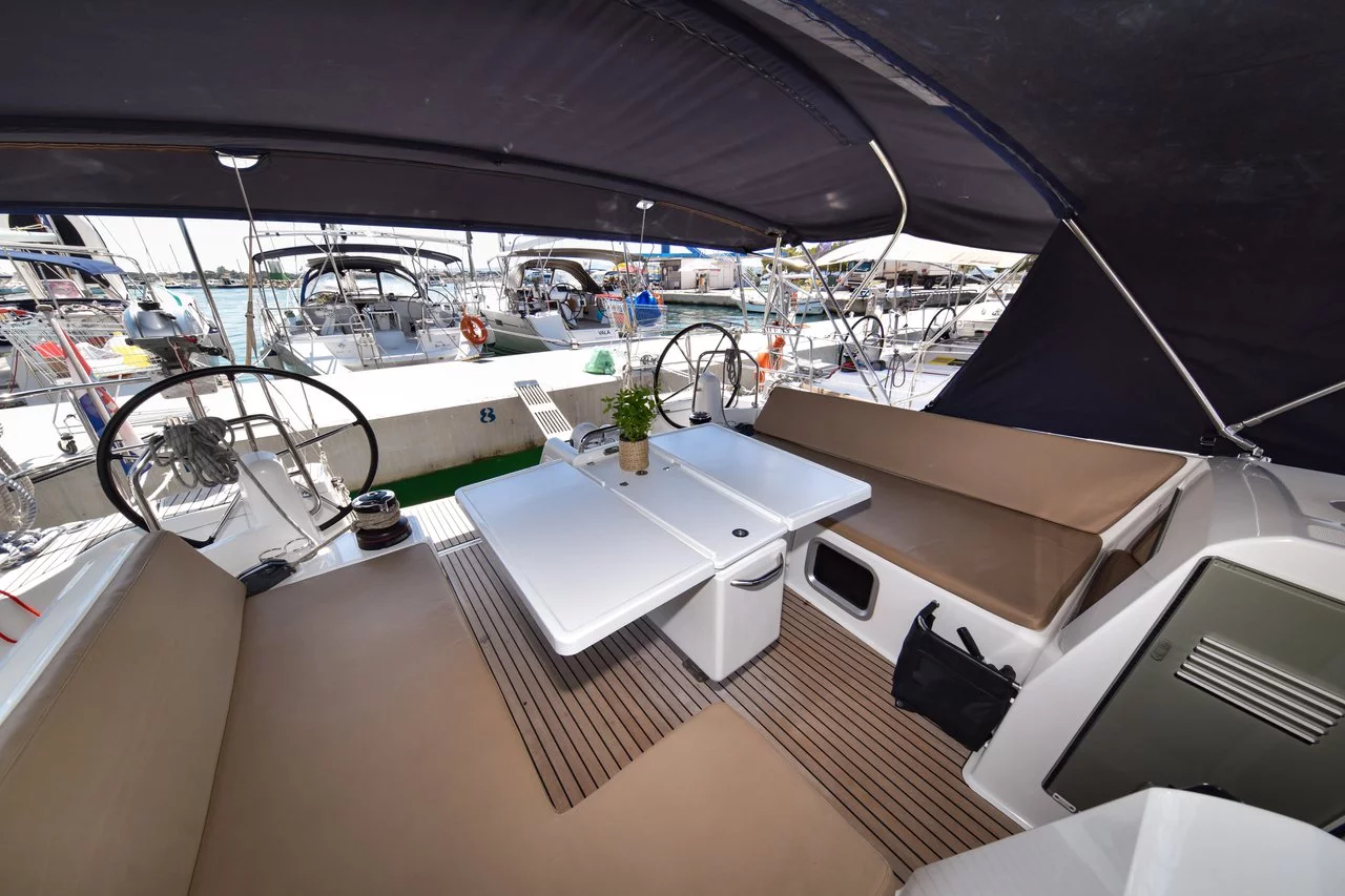 Sun Odyssey 490 - 5 + 1 cab. (Swannabe)  - 25
