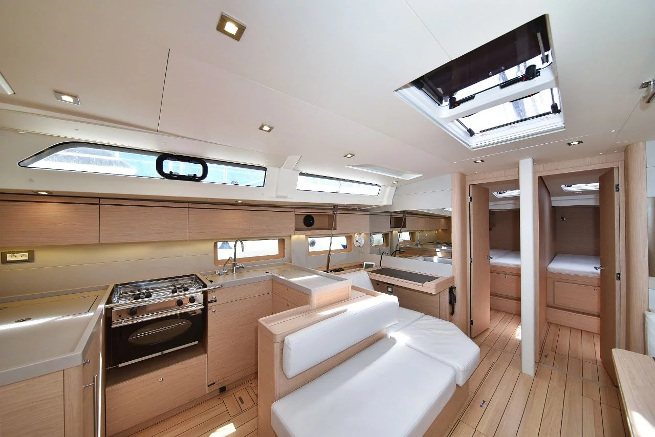 Oceanis 51.1 - 5 + 1 cab. (Zephyr B)  - 21