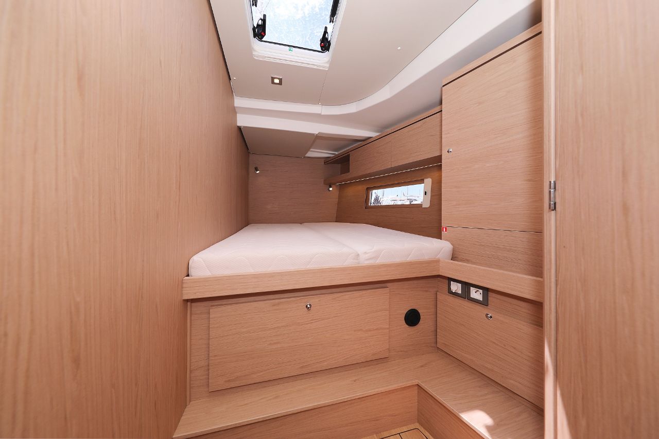 Photo #32 - Oceanis 51.1 - 5 + 1 cab. (Zephyr B) in Zara - 44469