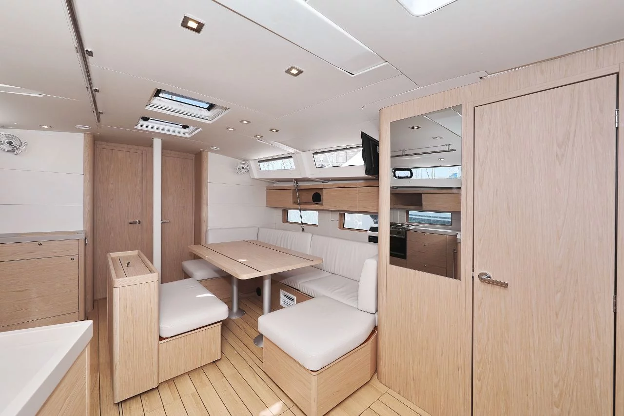 Oceanis 46.1 (Mr.White)  - 1