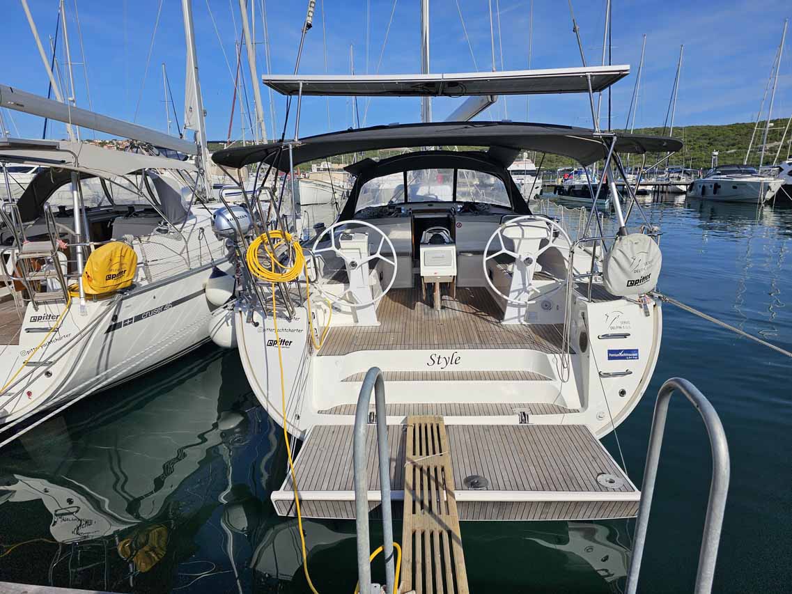 Photo #1 - Bavaria Cruiser 51 Style - 5 cab. (Style) in Krk - 44511