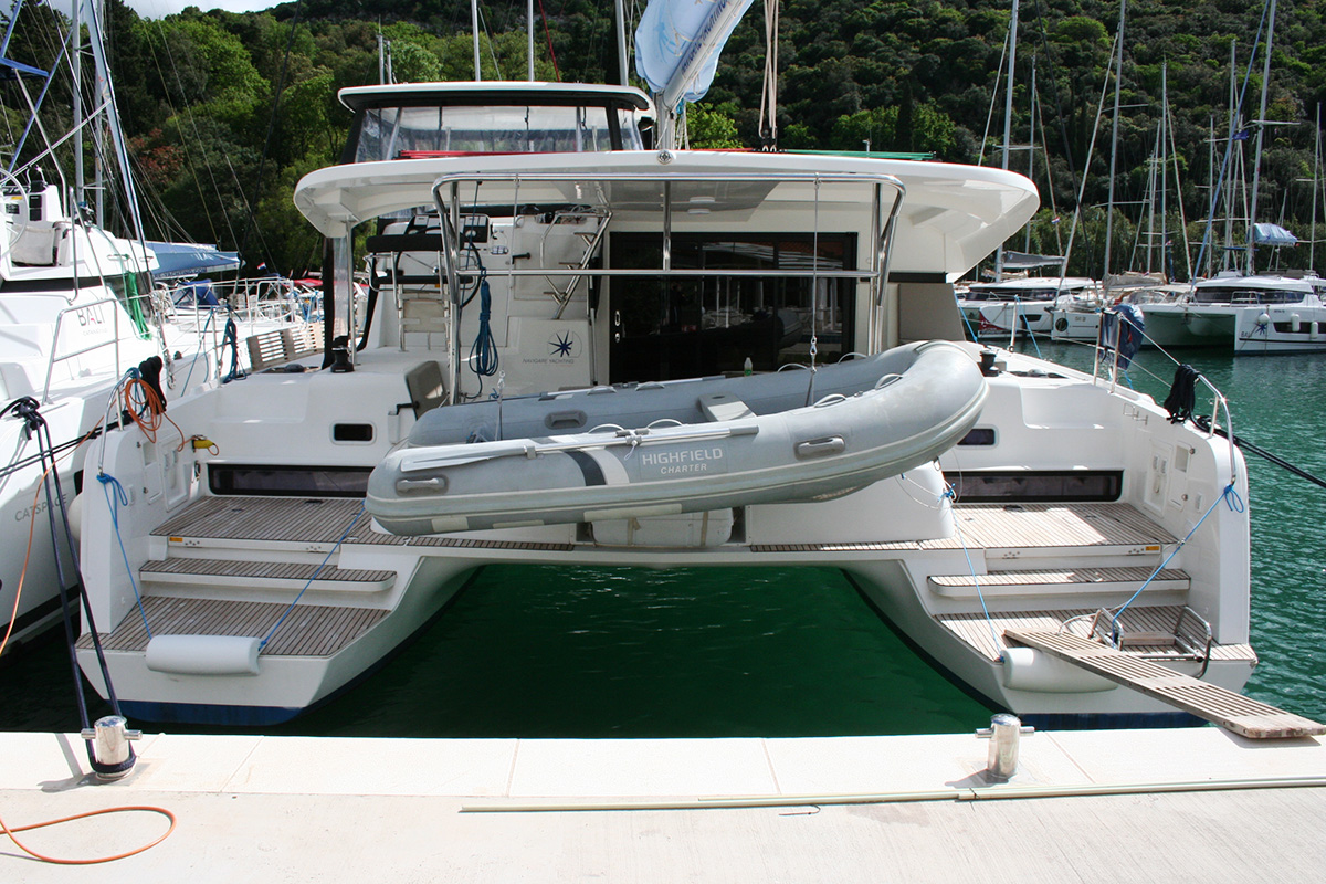 Photo #1 - Lagoon 42 - 4 + 2 cab. (Mola Mola) in Dubrovnik - 44512