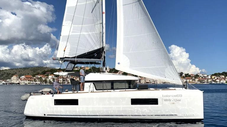 Lagoon 40 - 4 + 1 cab. (Balance 69)  - 7