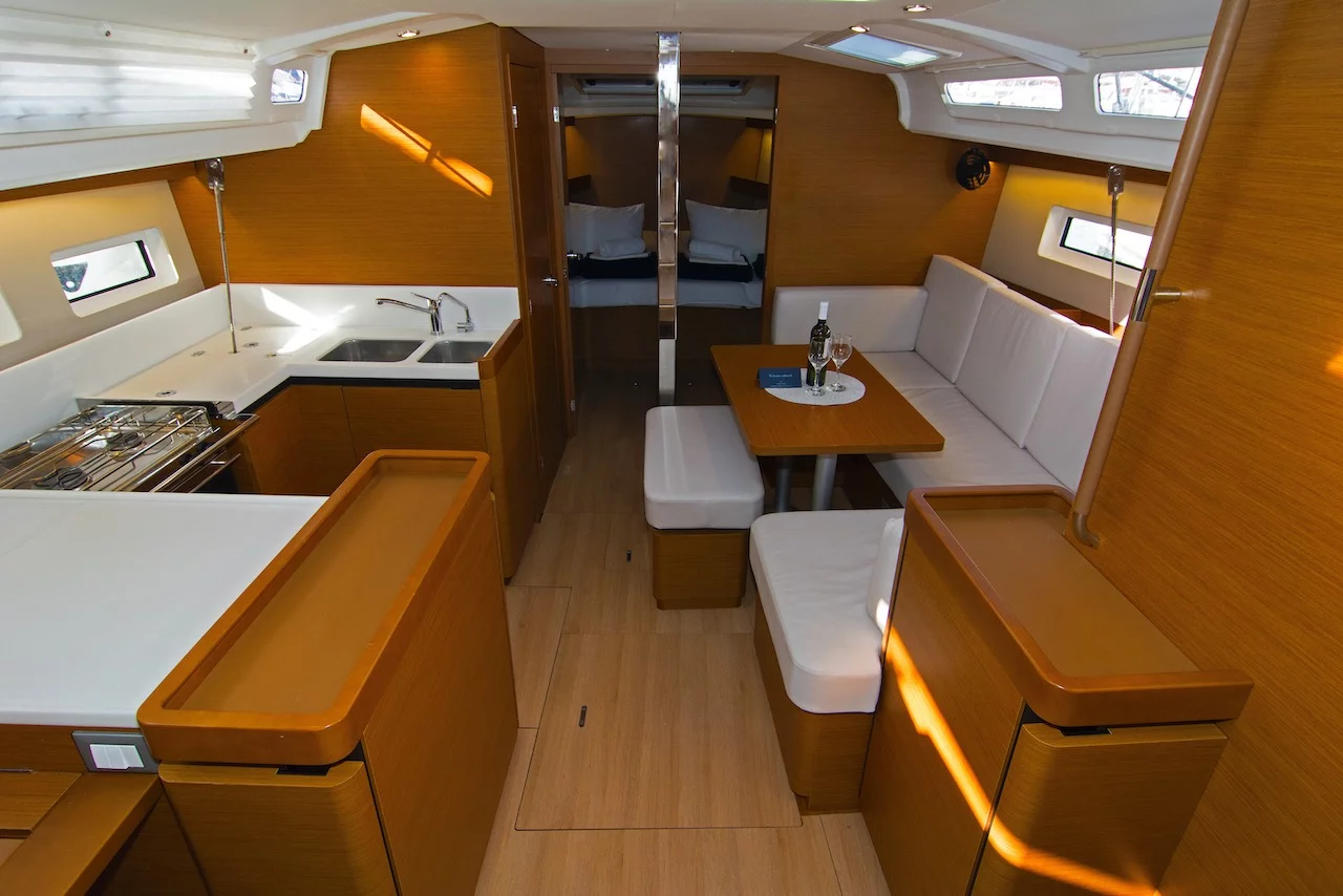 Sun Odyssey 440 (Tanpopo)  - 5