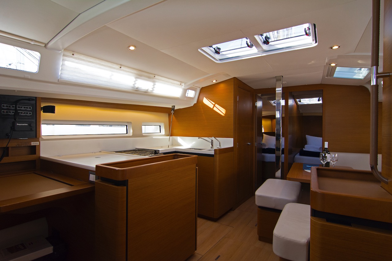 Photo #8 - Sun Odyssey 440 (Tanpopo) in Split - 44530