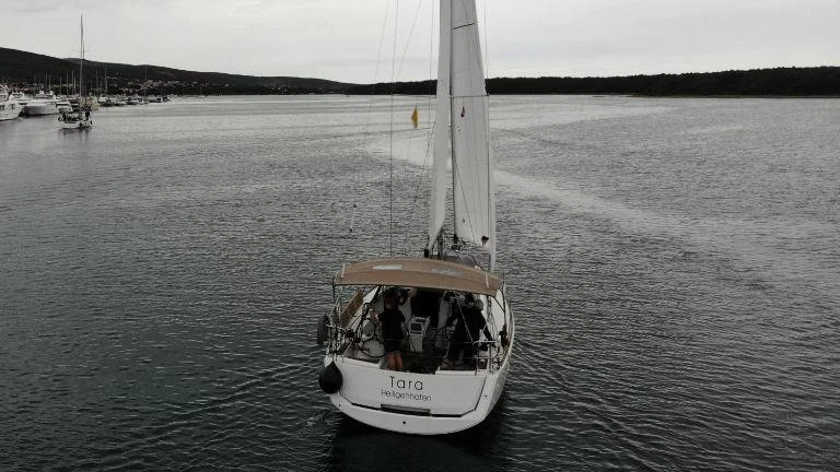 Sun Odyssey 389 - 2 cab. (Tara)  - 6