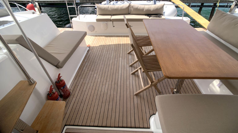 Photo #6 - Fountaine Pajot Lucia 40 - 3 cab. (Idefix) in rogoznica - 44538