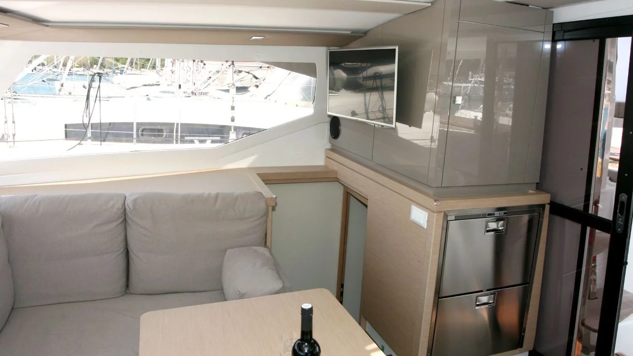 Fountaine Pajot Lucia 40 - 4 cab. (Luna Rossa II)  - 18